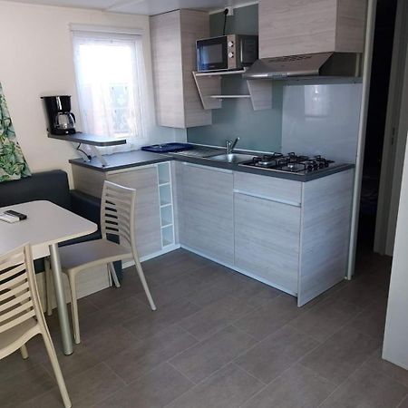 Mobil Home L'Eau Vive Les Arcs-sur-Argens Kültér fotó